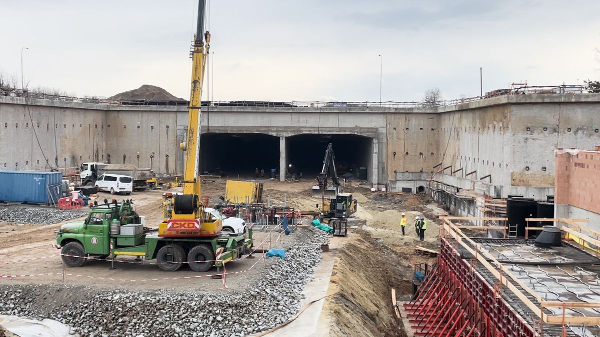 České Budějovice se snad konečně dočkají obchvatu, rozhýbala se stavba tunelu na Pohůrce